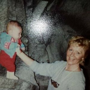 Meet your Posher, Joni denise